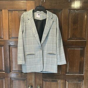 SO Oversized Plaid Blazer Single Button Womens Size Medium Relaxed Jacket
